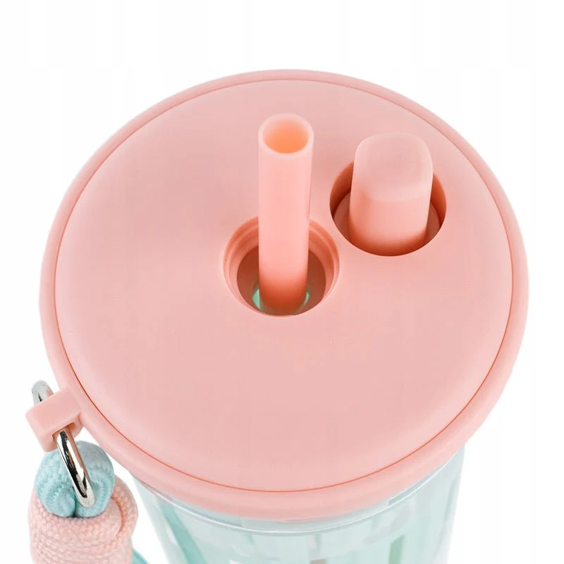 Butelka na wodę kubek z rurką 650ml z sitkiem Kite - Image 3