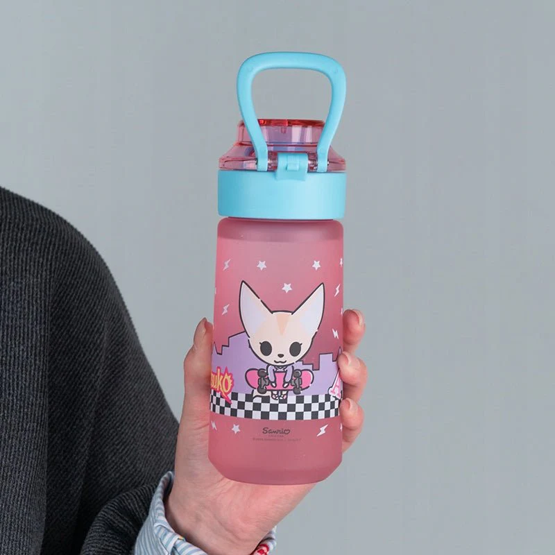 Butelka na wodę dla dzieci z Tritanu 560 ml z Aggretsuko Kite - Image 3
