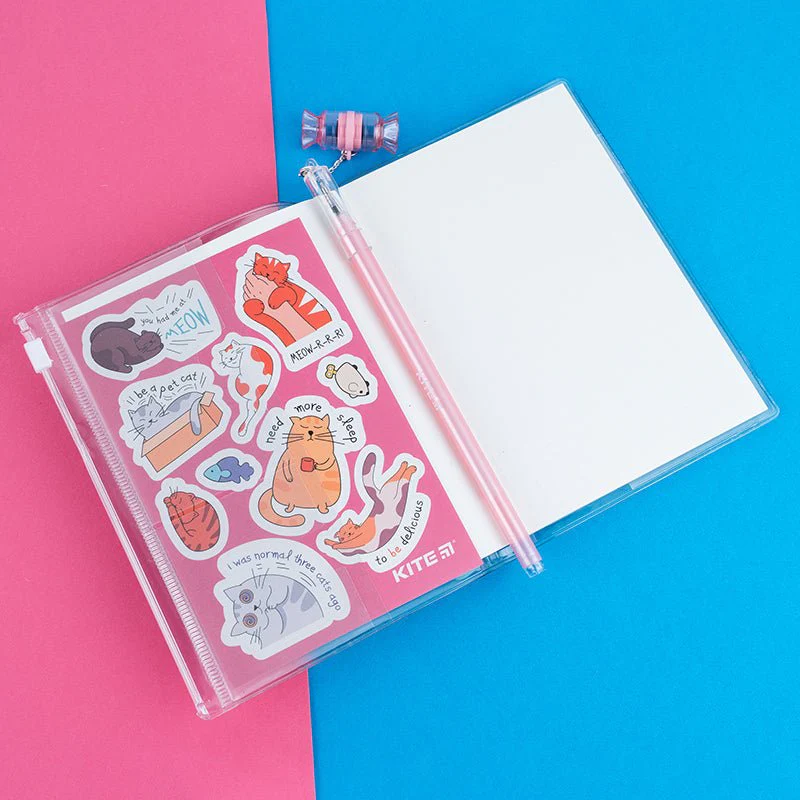 Notatnik A6 silikonowa oprawa 80 kartek różowy Kite Pink cats - Image 3