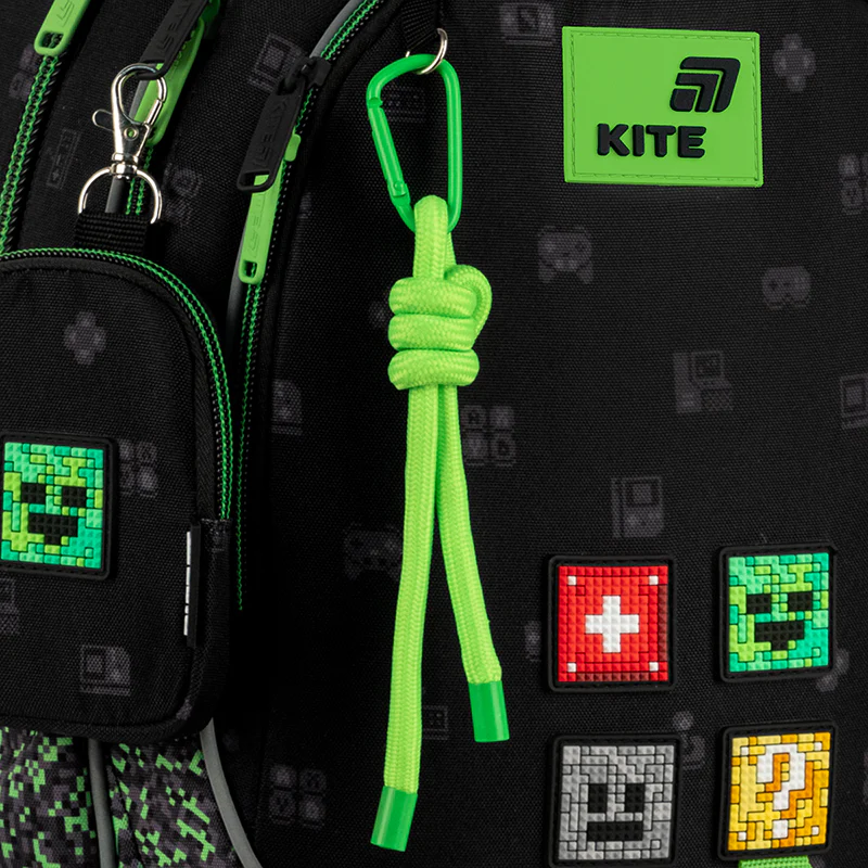 Plecak szkolny Kite Pixel czarny ortopedyczny dla chłopca klasa 1-4 - Image 12